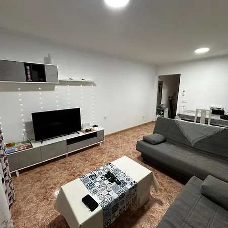 Nuki Apartment *